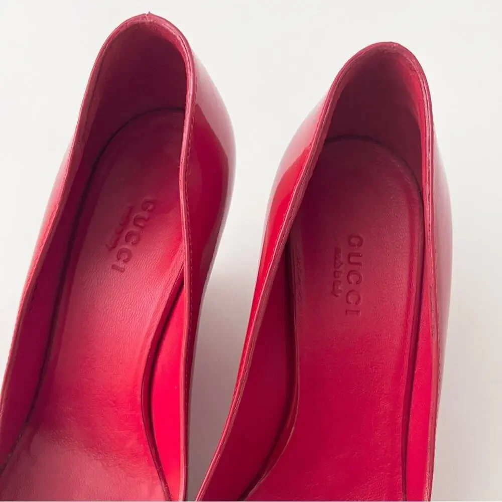 GUCCI | Red Patent Leather GG Logo Peep Toe Wedge Pumps Heels US 6